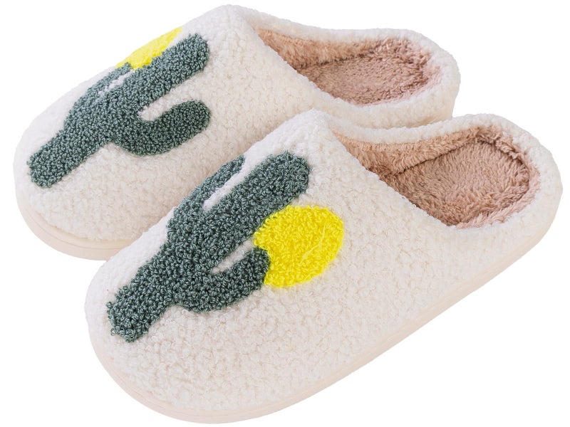 Tellrain Women Slippers Cute Pattern Strawberry Slippers Warm Soft Bedroom Shoes Fuzzy Closed Toe Sandals Non Slip House Bedroom Slippers - Image 2