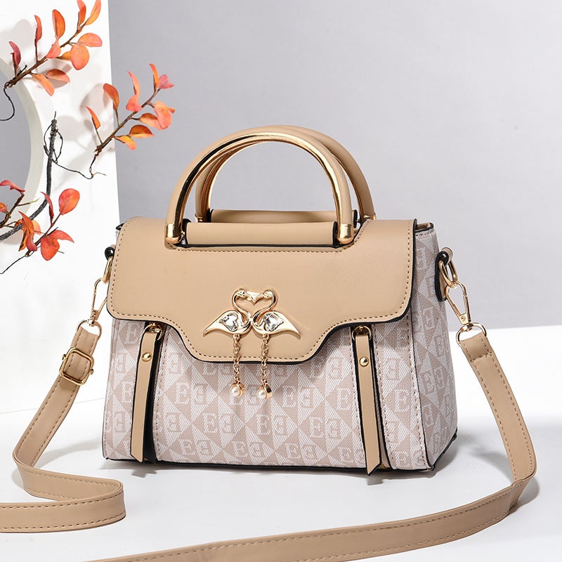 New French Style Women'S Bag Fashionable Handbag Light Luxury Printed Shoulder Crossbody Bag Stereo Chanel Style Bags - Image 4