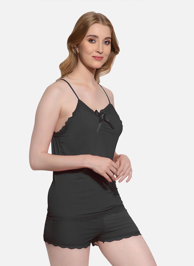 FIMS Lace Detail Top & Shorts Night Suit - Image 3