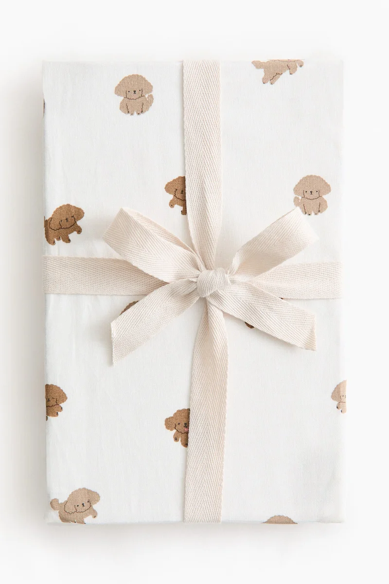 اتش اند ام شرشف بحواف مطاطية للمهد