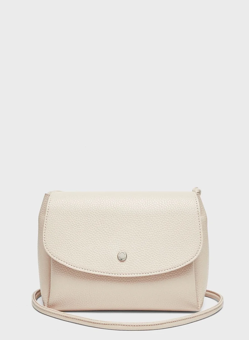 شو اكسبرس Flap Over Crossbody