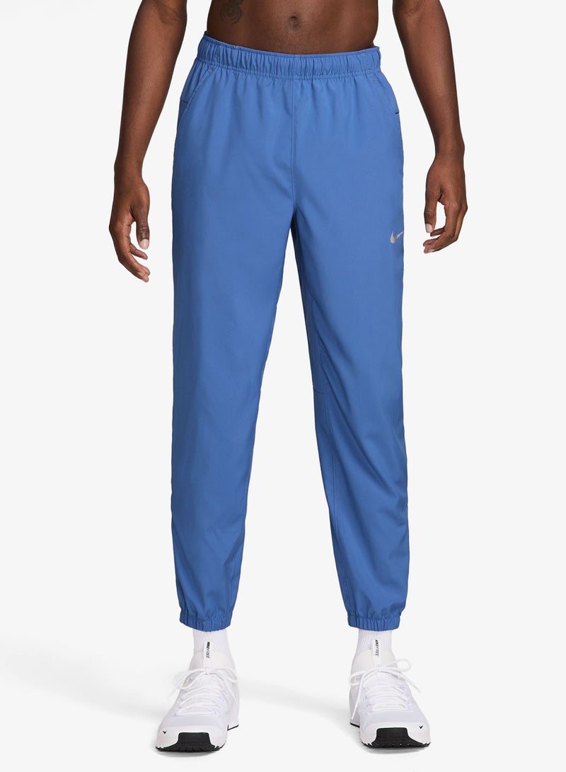 نايكي سراويل رياضية مقاومة للعرق - Image 1