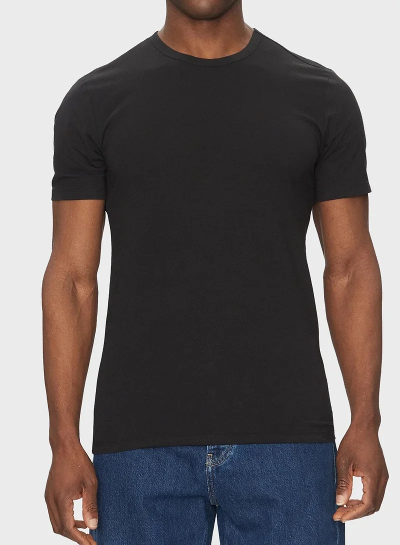 كالفن كلاين تيشيرت قطن مخلوط - عبوة من 3 قطع