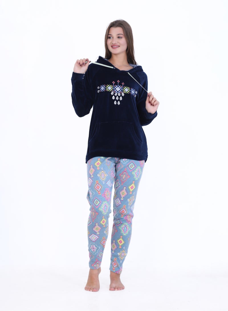 zecotex  Fular  Pajamas: Indulge in Ultimate Comfort and Stunning Feminine Designs – Perfect for Every Woman and Girl  - Image 1