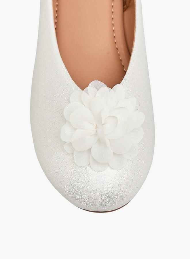 Flora Bella By Shoexpress أحذية باليرينا مزينة بالزهور للفتيات - Image 4