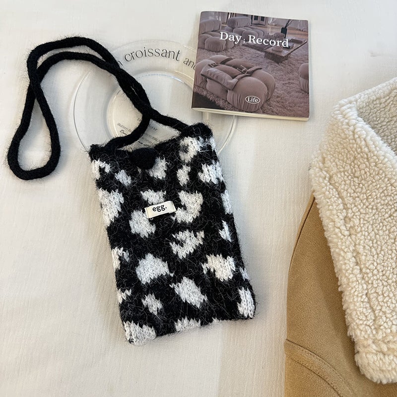 New Korean Egg Leopard Knitted Mobile Phone Bag Women'S Niche Design Ins Change Lipstick Shoulder Crossbody Bag - Image 5