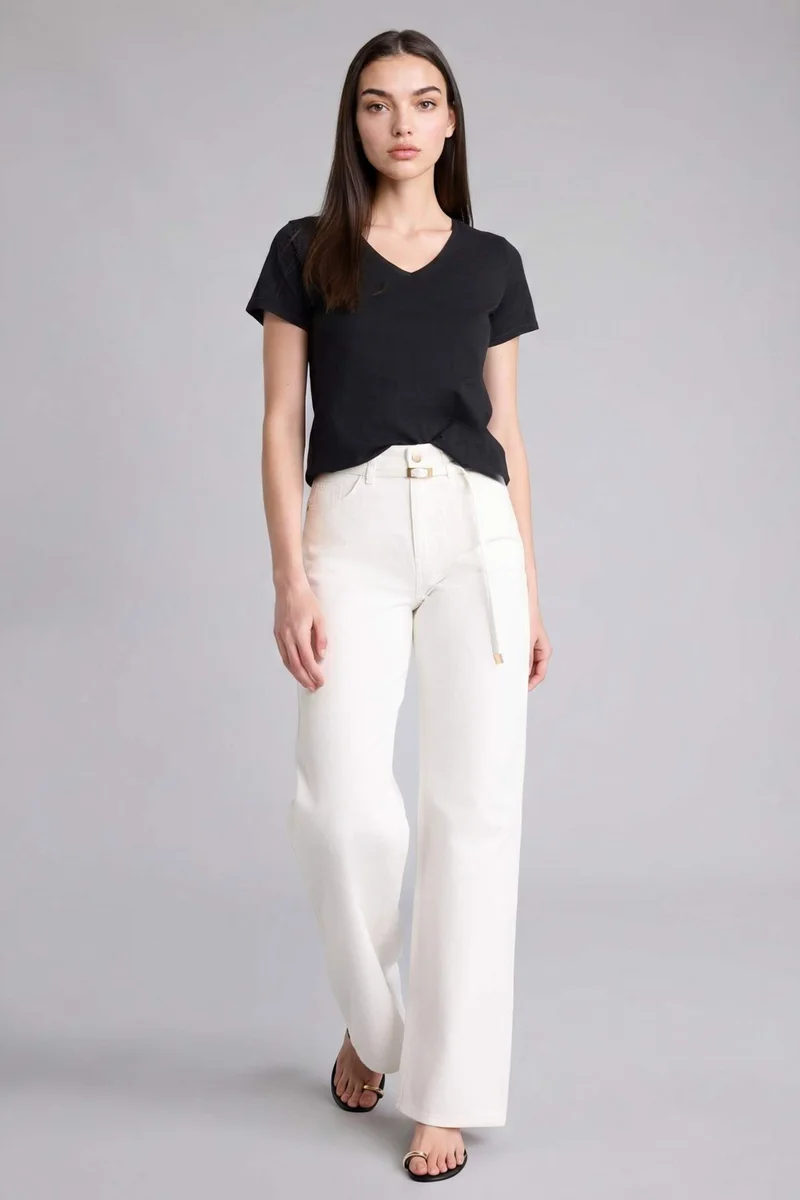ديفاكتو Regular Fit V-neck Basic Short Sleeve T-Shirt