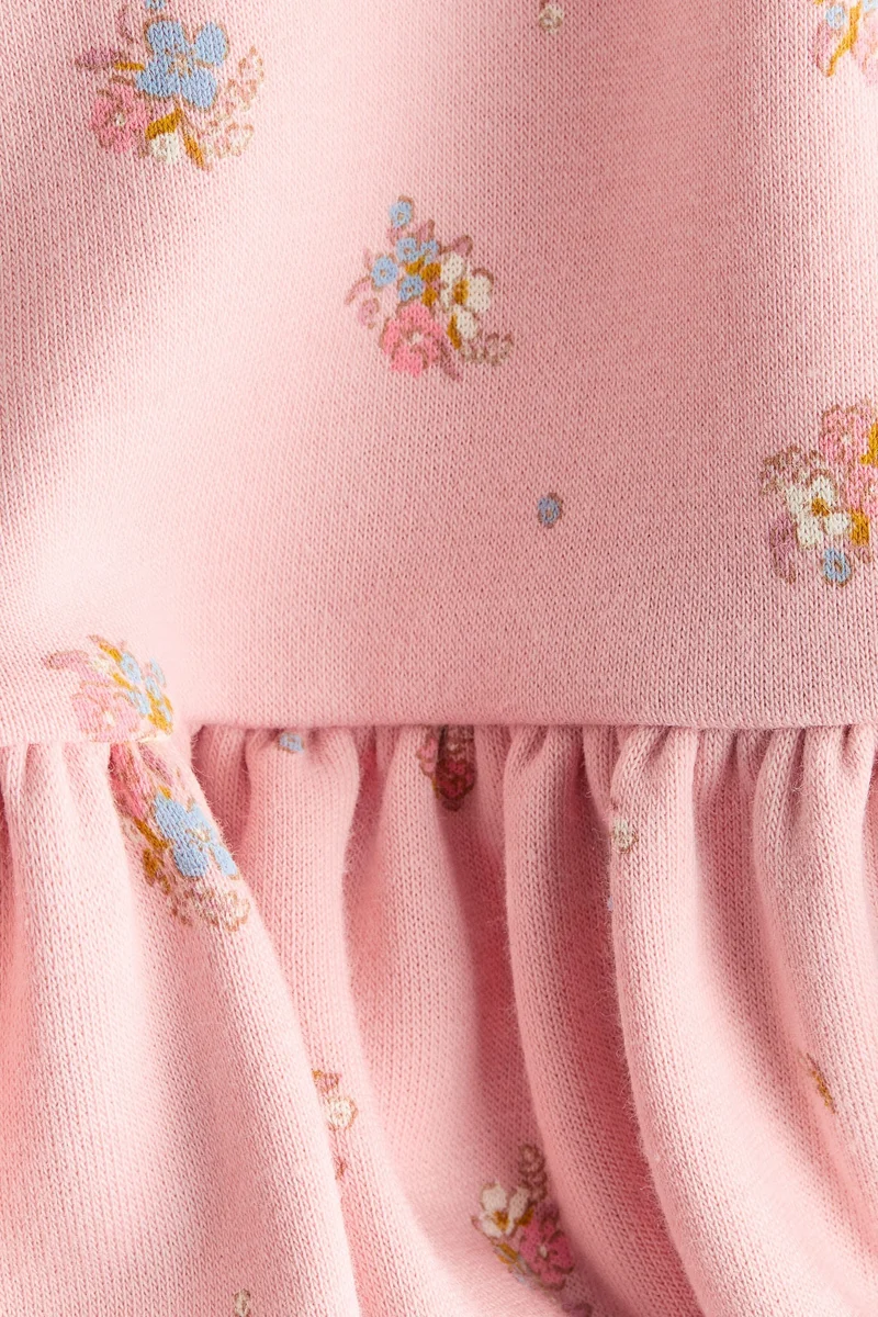 اتش اند ام فستان بتصميم سويت-شيرت مزين بطبعة