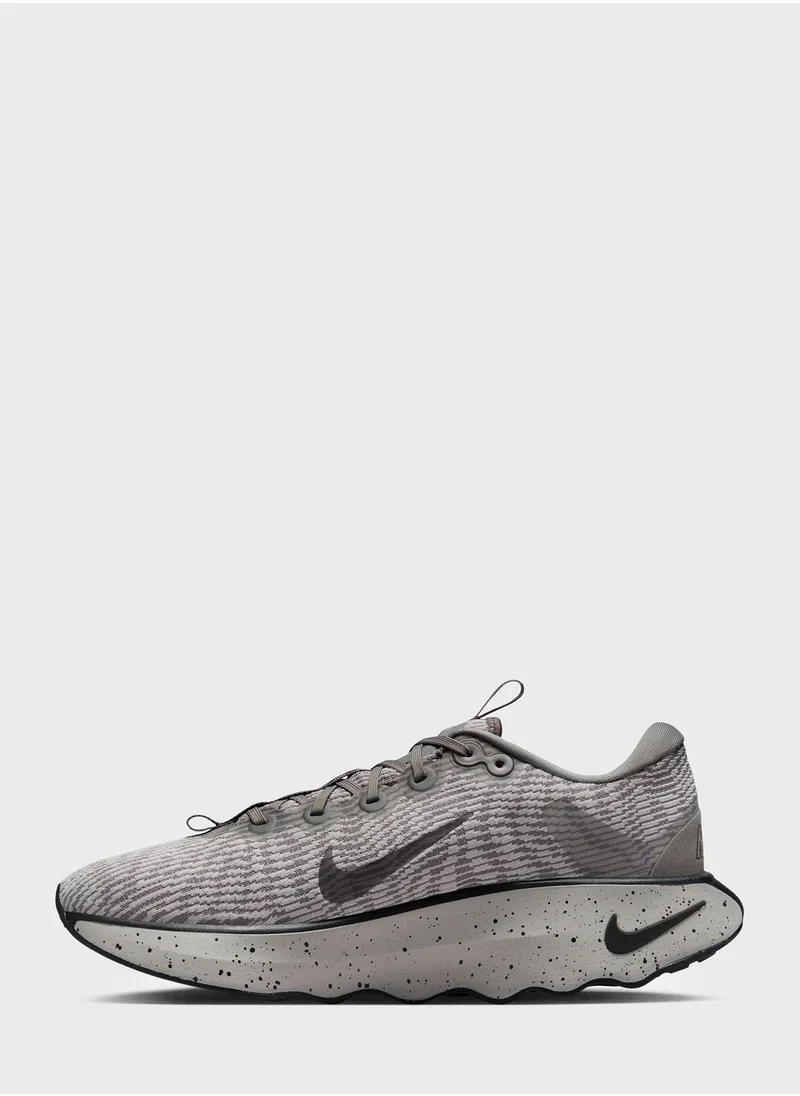Nike Motiva