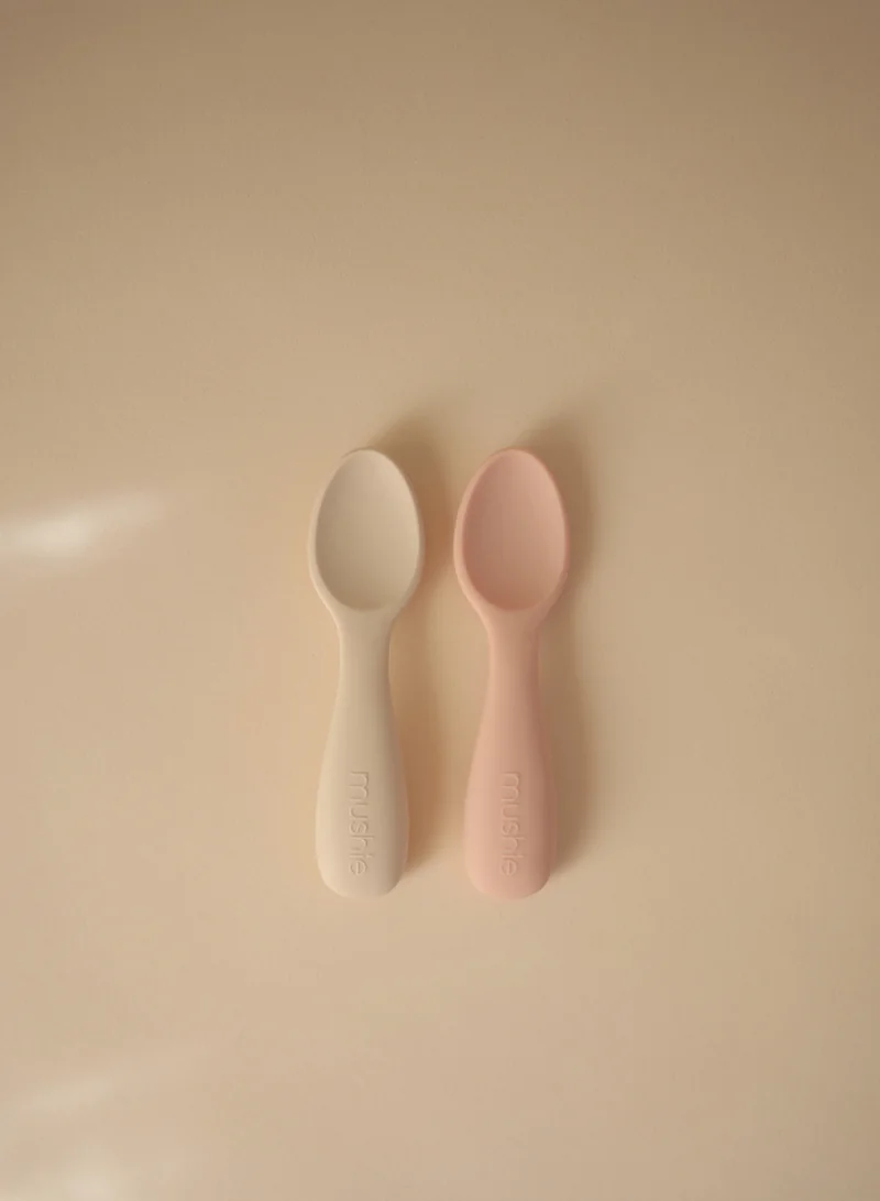 mushie Toddler Starter Spoons - Silicone 2-Pack - Blush/Shifting Sand