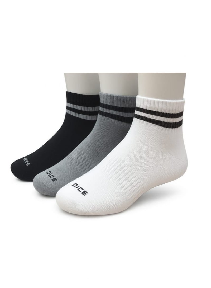 medium ankle socks