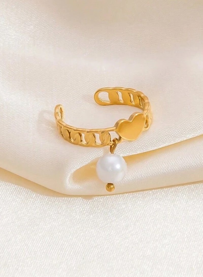 إيكوال خاتم نسائي من الاستانلس ستيل مطلي باللون الذهبي ومزيّن بلؤلؤ طبيعي بمقاس موحد - Image 2