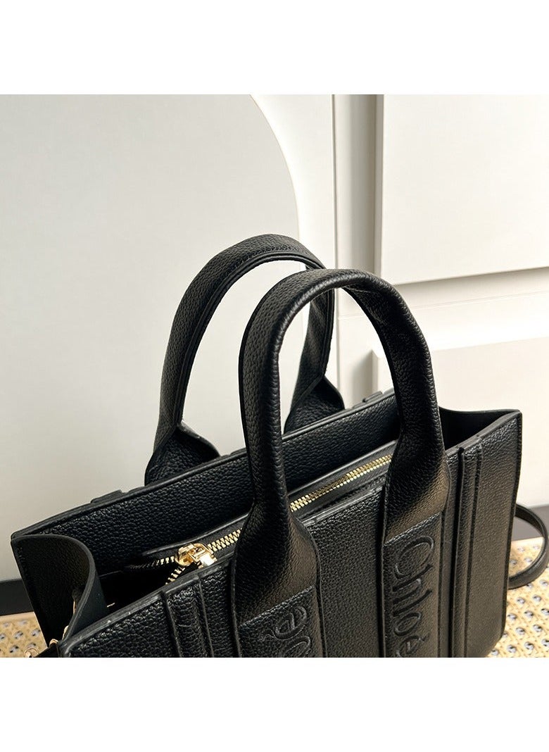 Chloe - Chloe minimalist tote bag - Image 1