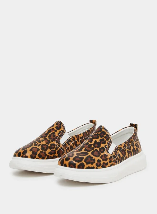 Styli Styli Animal Print Slip On