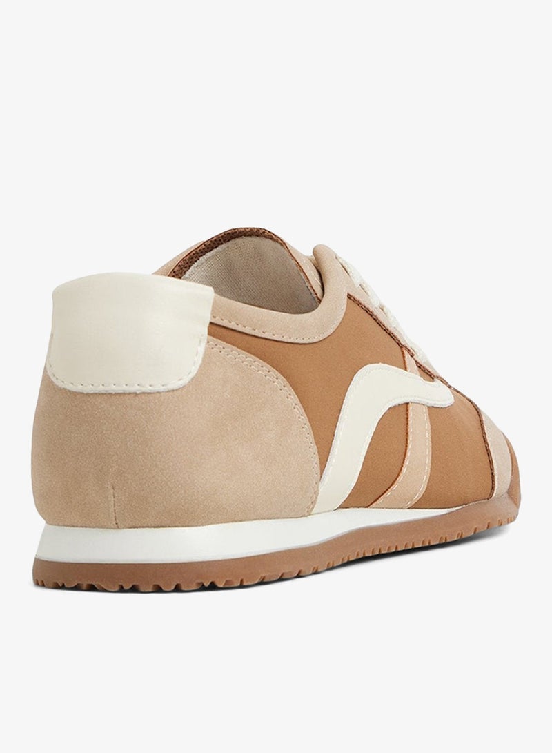 كول ات سبرنج حذاء رياضي برباط وكعب منخفض - Image 4