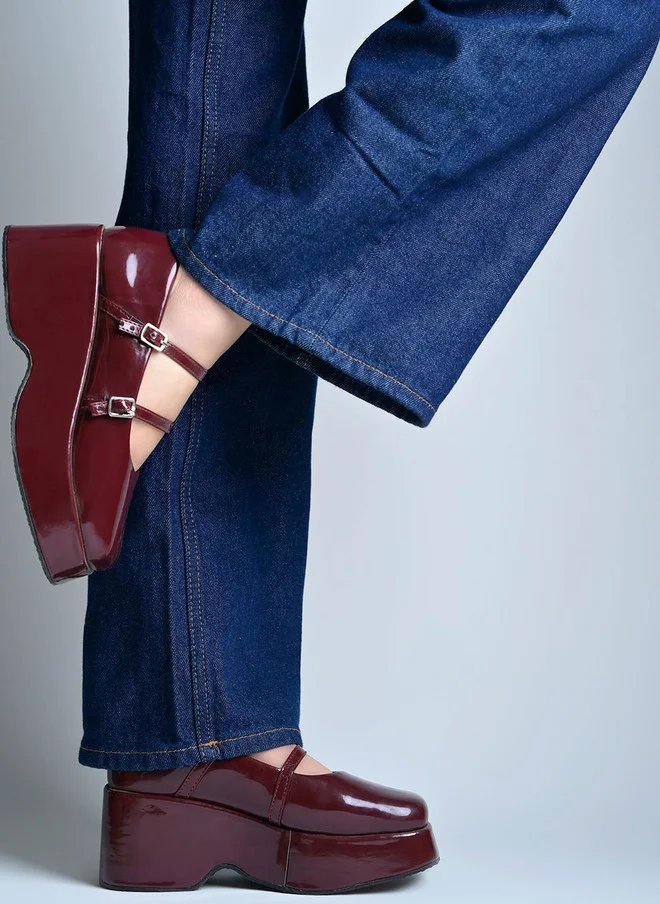 شوتوبيا Shoetopia Maroon Platform Mary Janes with Buckles
