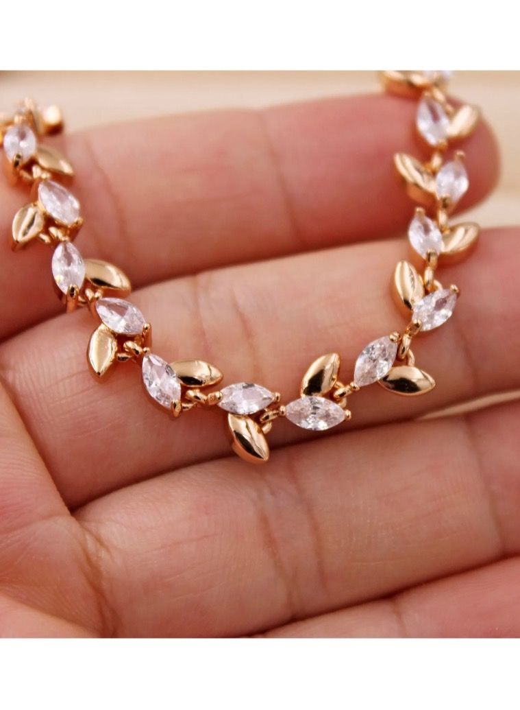 نونز أب إسوارة نسائية مطلية باللون الذهبي عيار 18 - Image 4