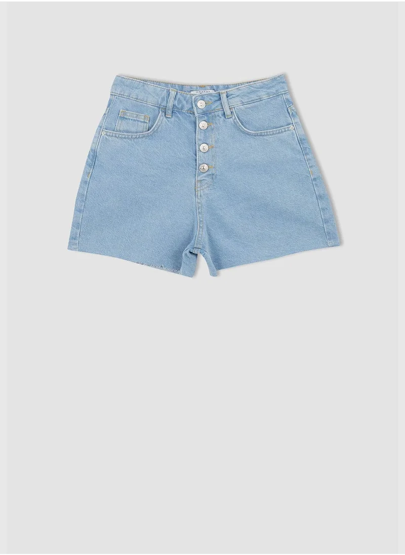 ديفاكتو Mom Fit High Waisted Mini Jean Short