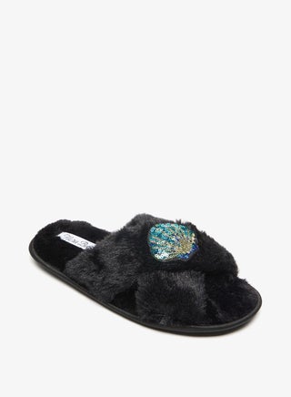 Sequin Embellished Cross Strap Bedroom Slides - pzsku/ZDC18FBAB64832A98F883Z/45/_/1676390248/0235e104-58cf-4767-a88d-9bd6df0f1404