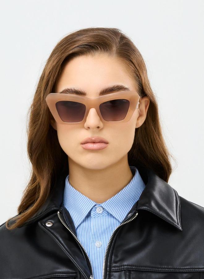 BlackOut Women Daisy Cat Eye Sunglasses - Image 4