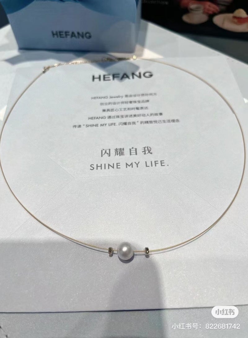 HEFANG Personalized And Fashionable White Moonlight Ribbon Earrings  - Image 2