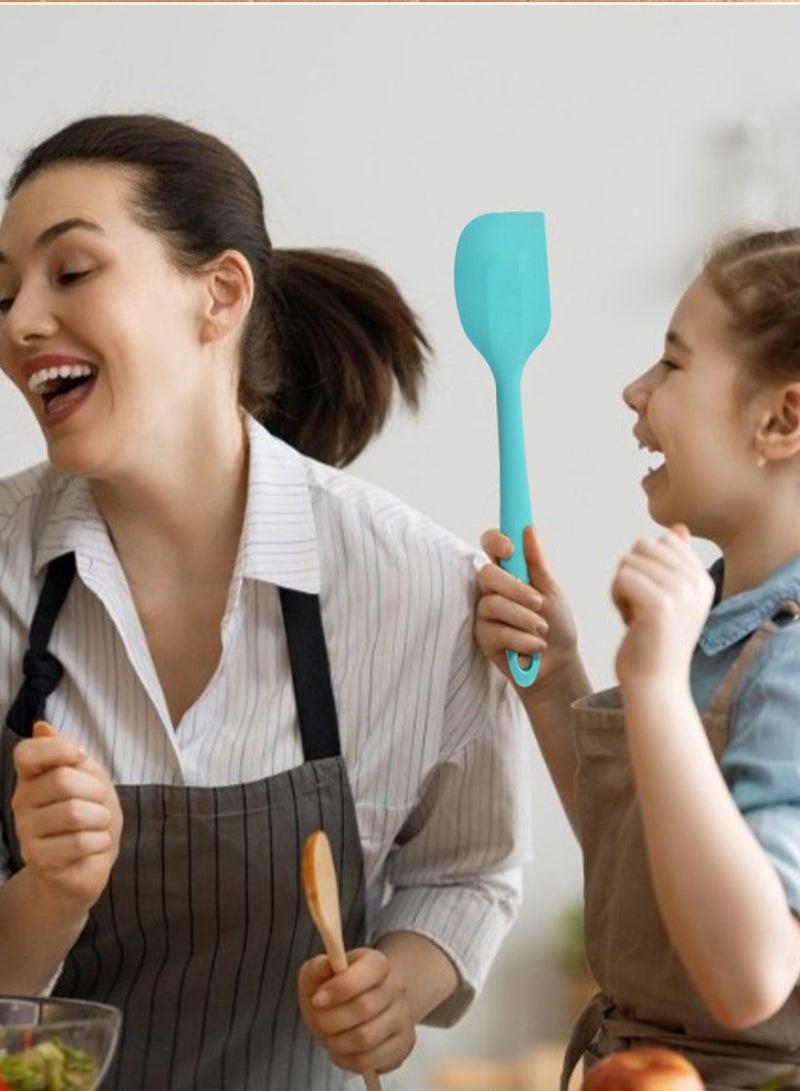 ISHWAZ Silicone Kitchen And Bakeware Utensil Set Of 5Pcs For Cooking, Baking, BBQ, Mixing And Serving, Set Has Scraper Turner, Whisk, Small And Big Spatula, Oil And Baking Brush, Nonstick Utensil Set - Image 4