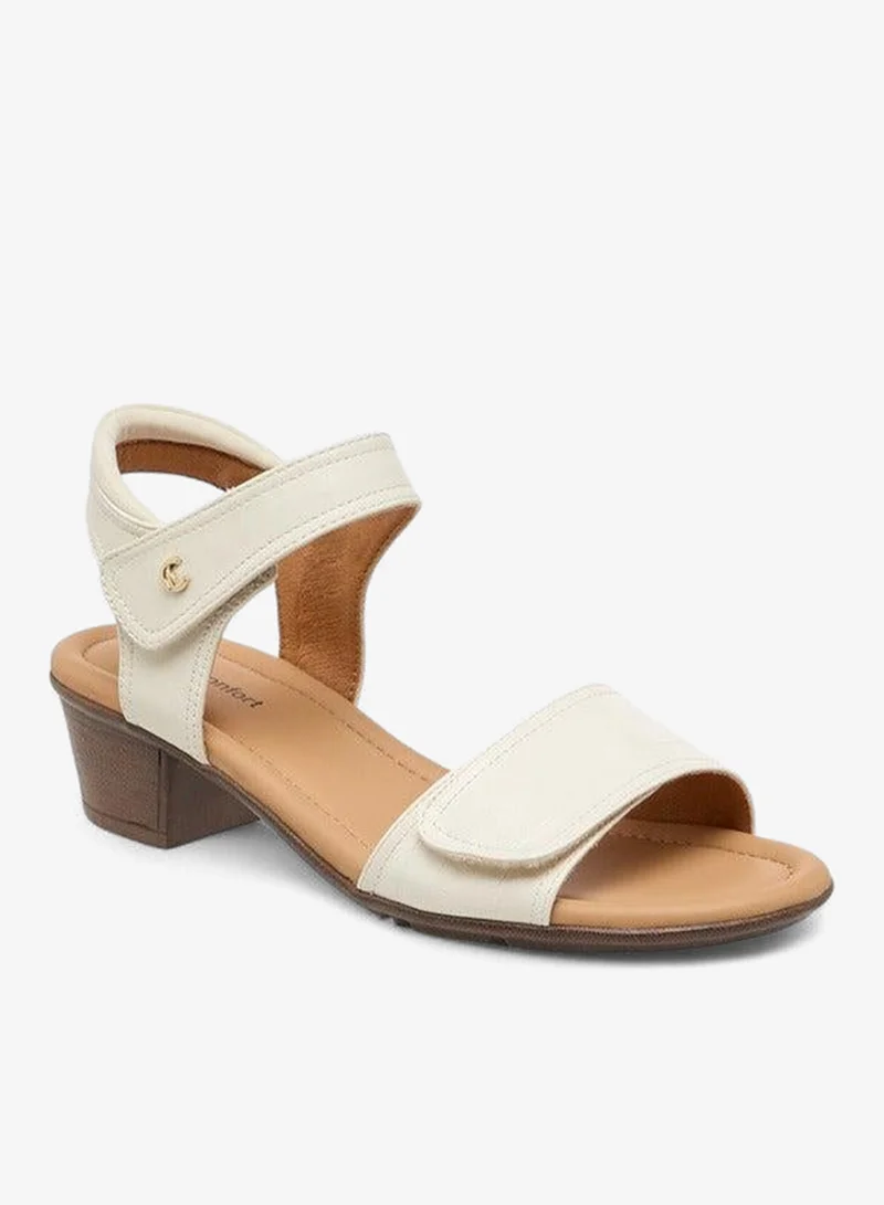 لو كونفورت صنادل نسائية بكعب عريض وإغلاق بشريط لاصق