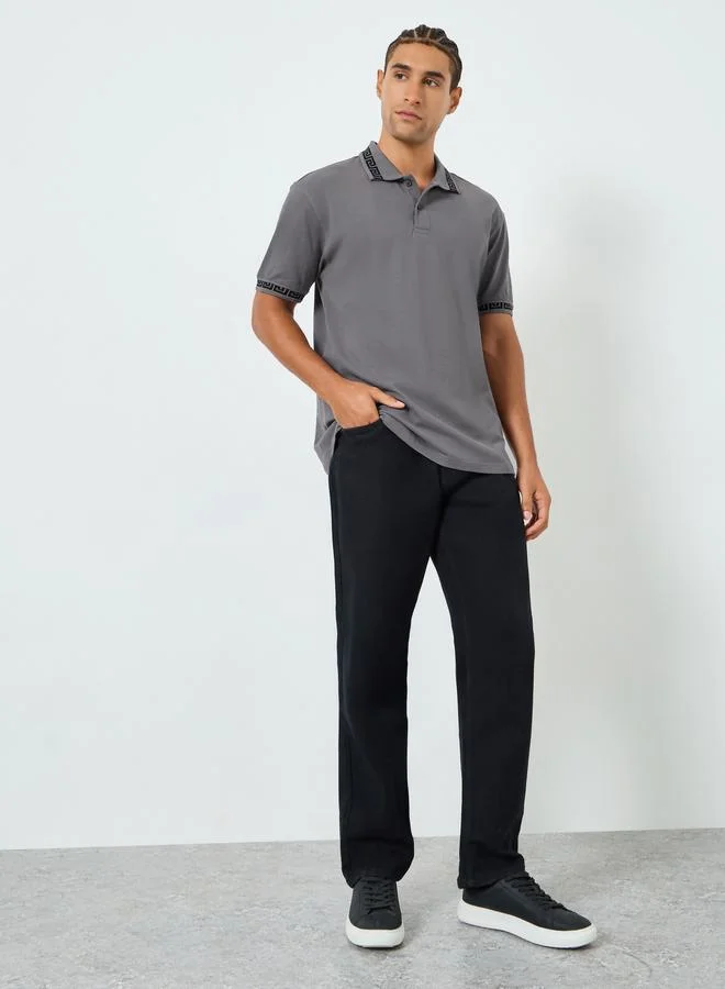 ستايلي قميص بولو رجالي رمادي بياقة جاكار وقصة مريحة