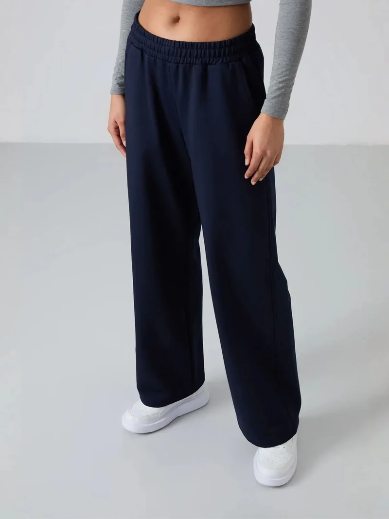 تومي لايف TOMMY Wide-Leg Pull-On Sweatpants