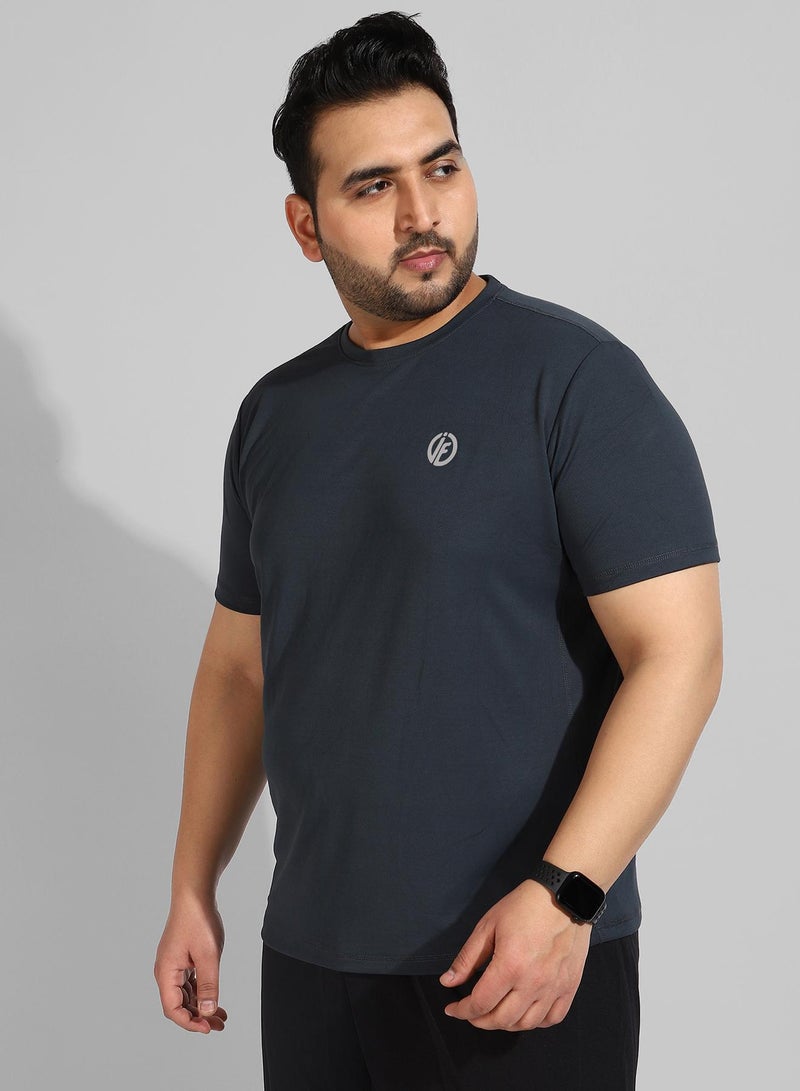 Instafab Plus Men's Solid Charcoal Grey Regular Fit Activewear T-Shirt - Image 3