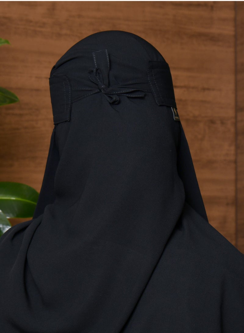 عبايات حوراء نقاب قصير بمطاط واحد وربطة بلوقو - Image 3