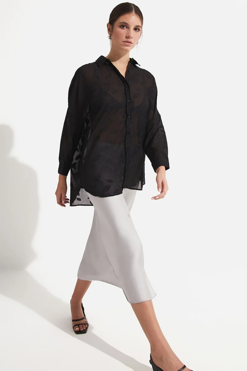جون Women's Exclusive Oversize/loose Cut Self-Patterned Shirt