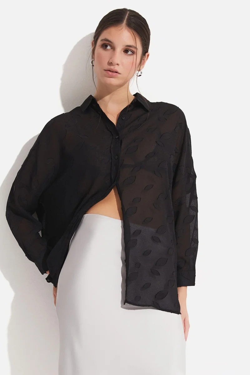 جون Women's Exclusive Oversize/loose Cut Self-Patterned Shirt