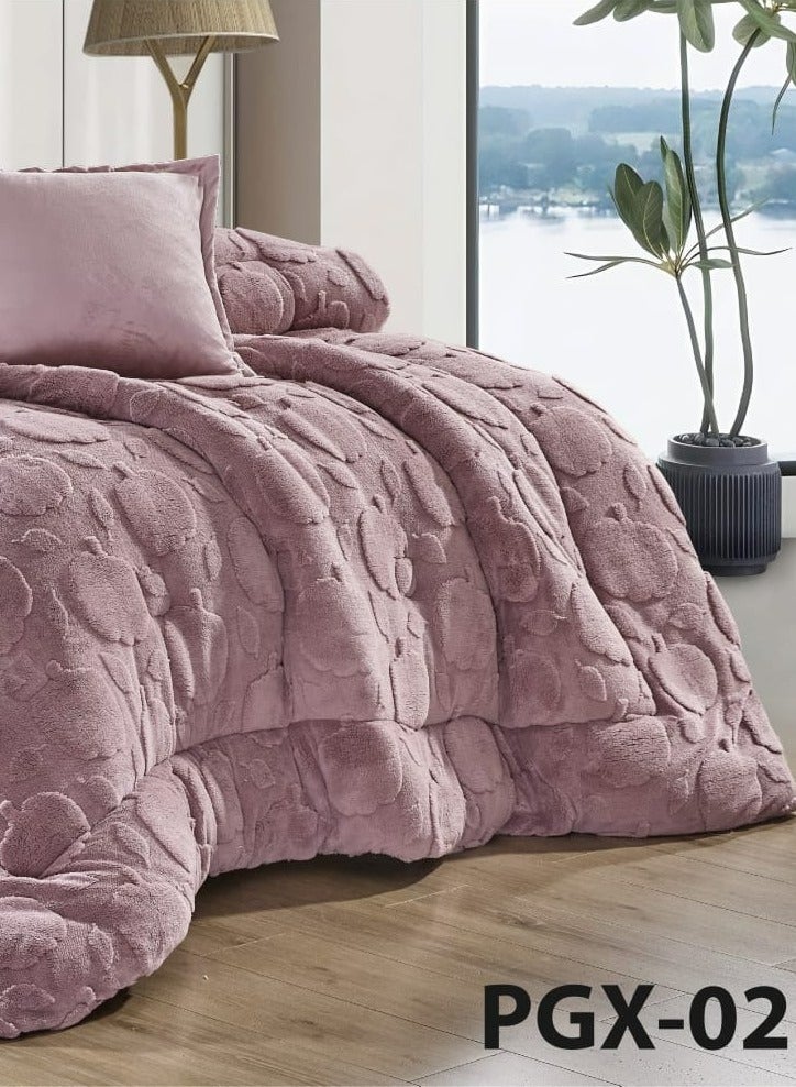 مون مفرش سرير شتوي نفرين بتصميم عصري ونقش بارز مصنوع من الفرو الناعم مكون من 6 قطع ( 1 مفرش +1 شرشف مطاط للمرتبة + 2 كيس مخدة +2 كيس للوسادة المربعة ) مقاس المفرش 230X250 سم - Image 2