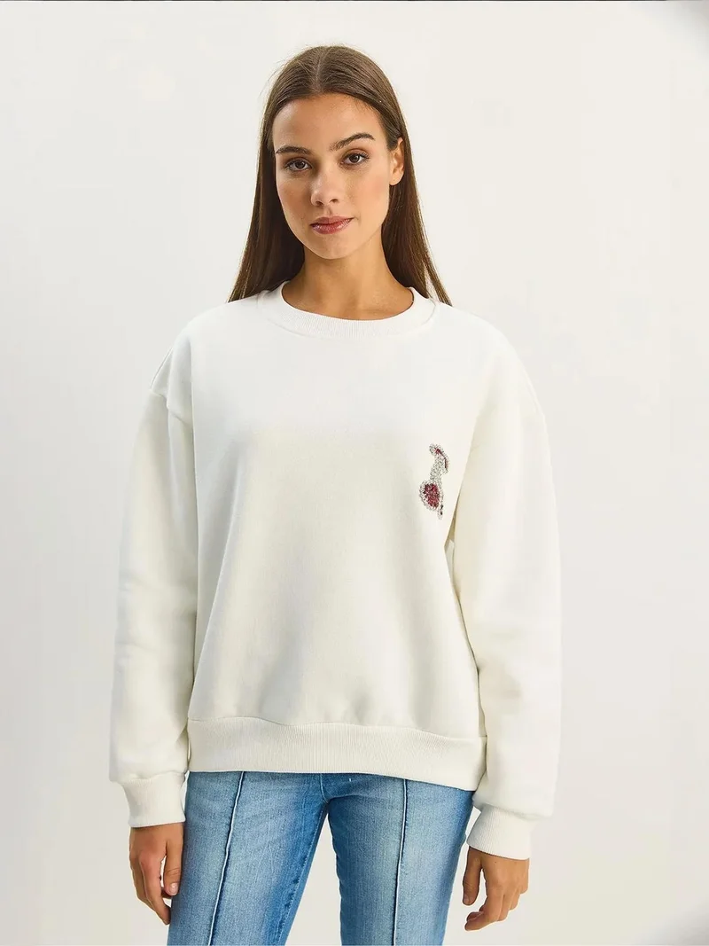 Bianco Lucci White LUCCI Embroidered Crew Neck Sweatshirt for Women | Best Price UAE