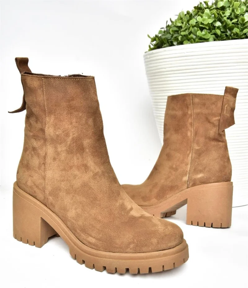 Fox Shoes R654006502 Brown Suede Thick Heeled Women's Boots