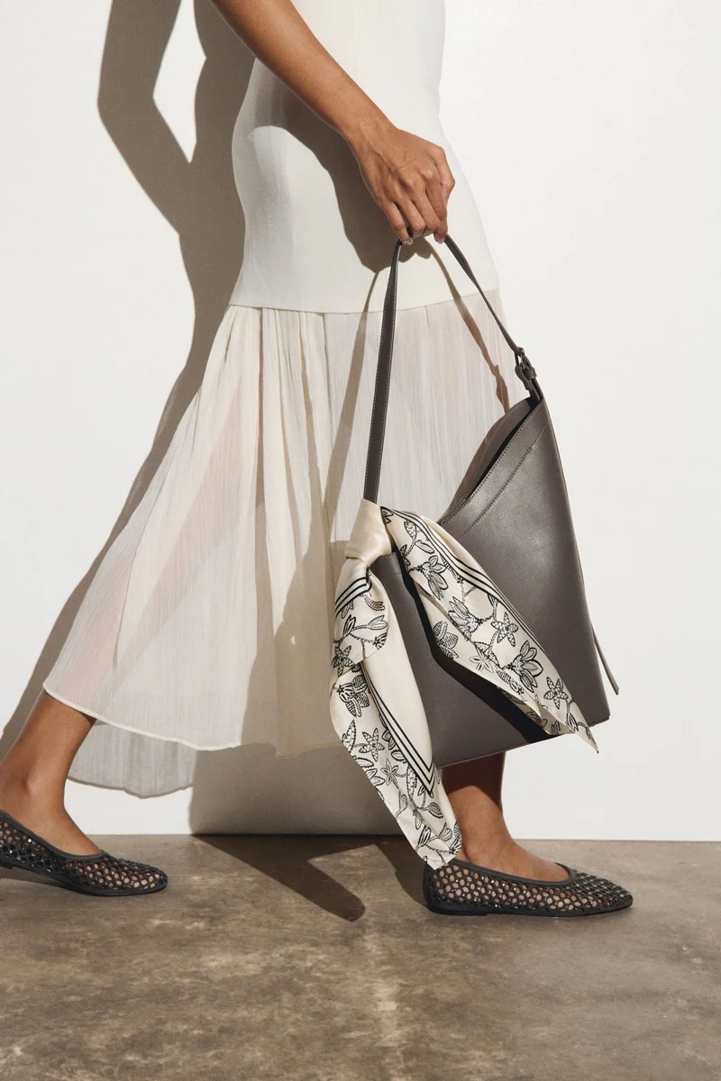 H&M Printed silk scarf