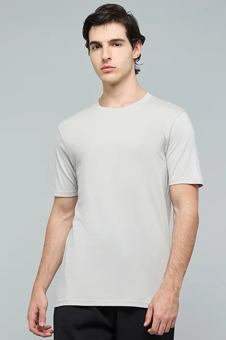أر أند بي Solid T-Shirt with Crew Neck and Short Sleeves