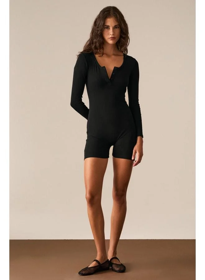 TOTJUN Women's Soft and Flexible Fabric Cut-out Collared and Buttoned Body-Fitting Short Black Jumpsuit.