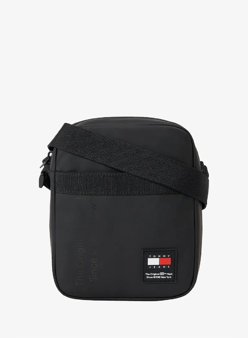 TOMMY JEANS Essential Tonal Logo Reporter Bag