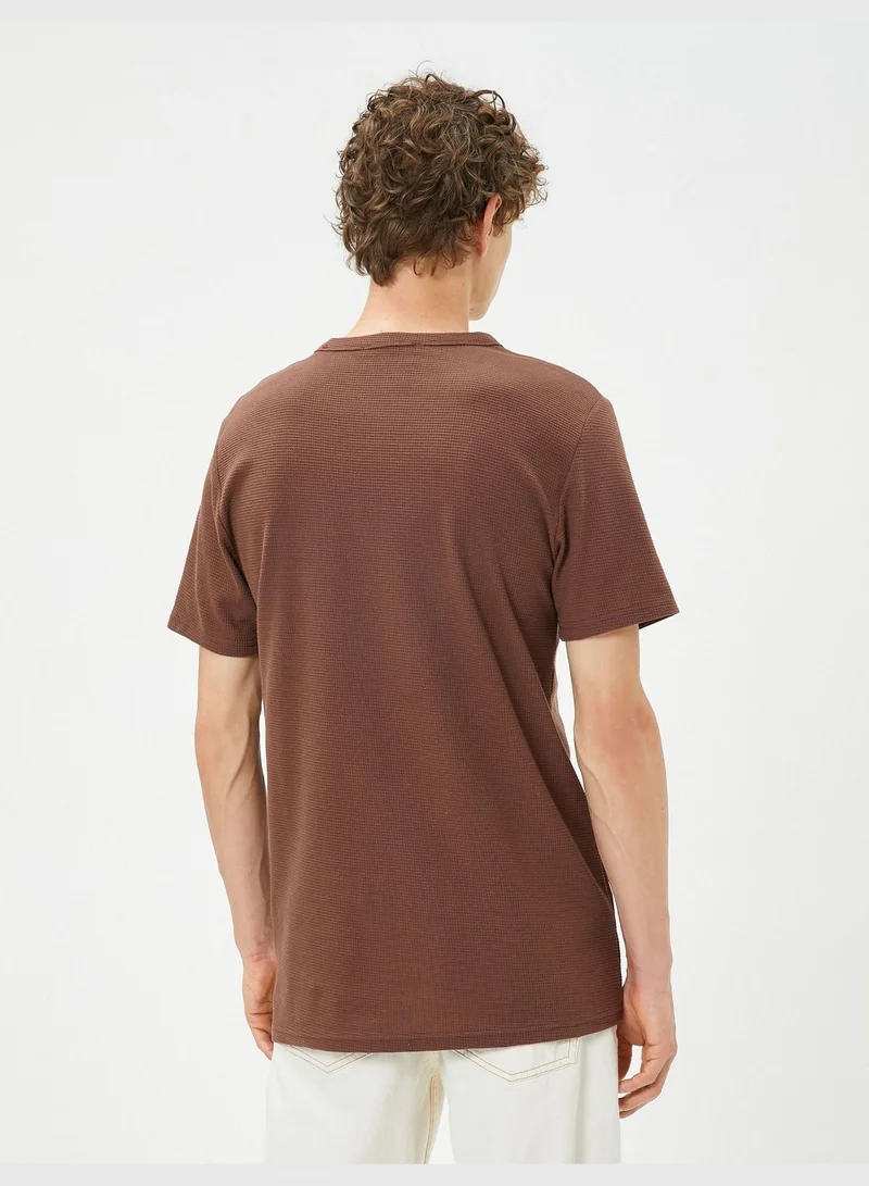 كوتون Textured Crew Neck Cotton Basic T-Shirt