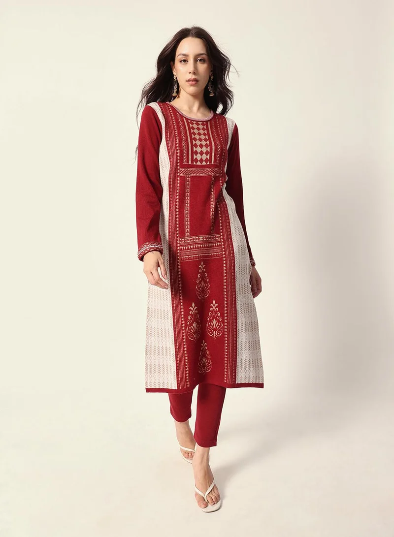 ISHIN Maroon Maroon Woven Design Jacquard Kurta Straight Fit Kurta for Women | Best Price UAE