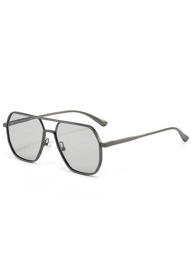 Anna - Outdoor UV Protection Fishing Driving Day-Night Dual-Purpose Photochromic Polarized Sunglasses - Image 1