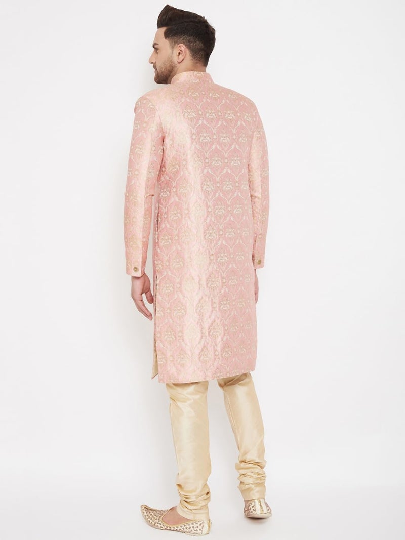 VASTRAMAY Men's Pink And Gold Silk Blend Sherwani Set - Brocade Sherwani And Pyjama Set, Solid - Image 4