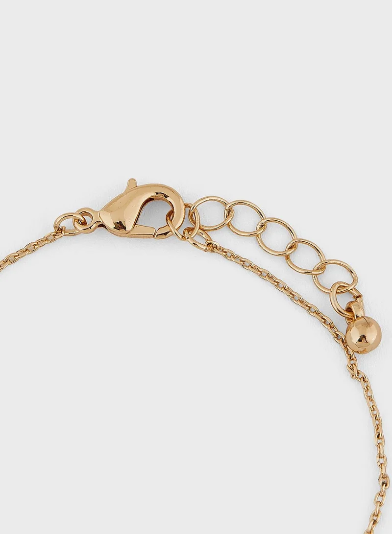 Khizana Arabic Initial "R" Disc Bracelet