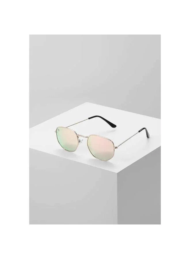 سي اتش بي او إيان