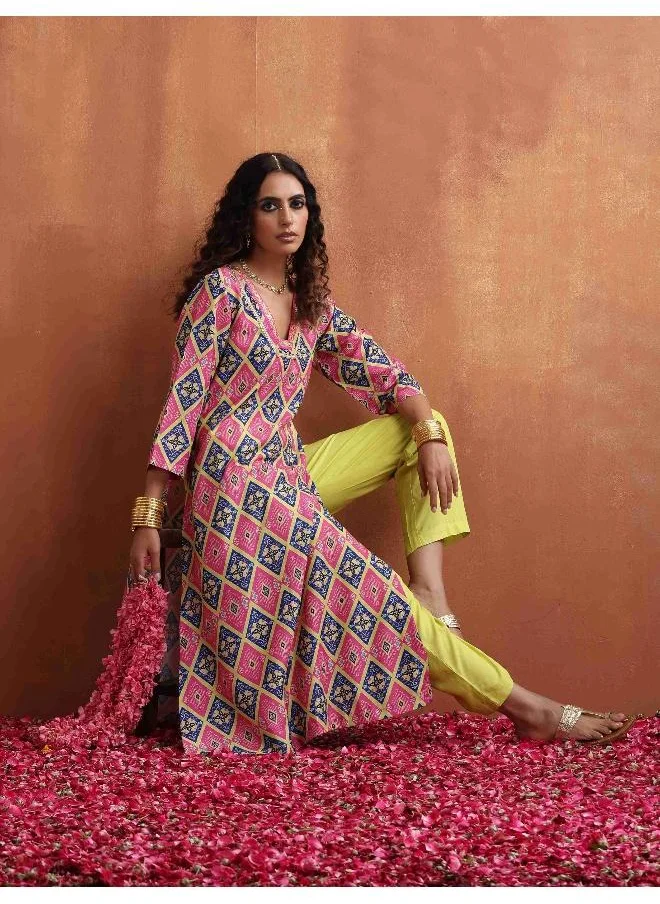 trueBrowns Pink Print High Slit Kurta Set