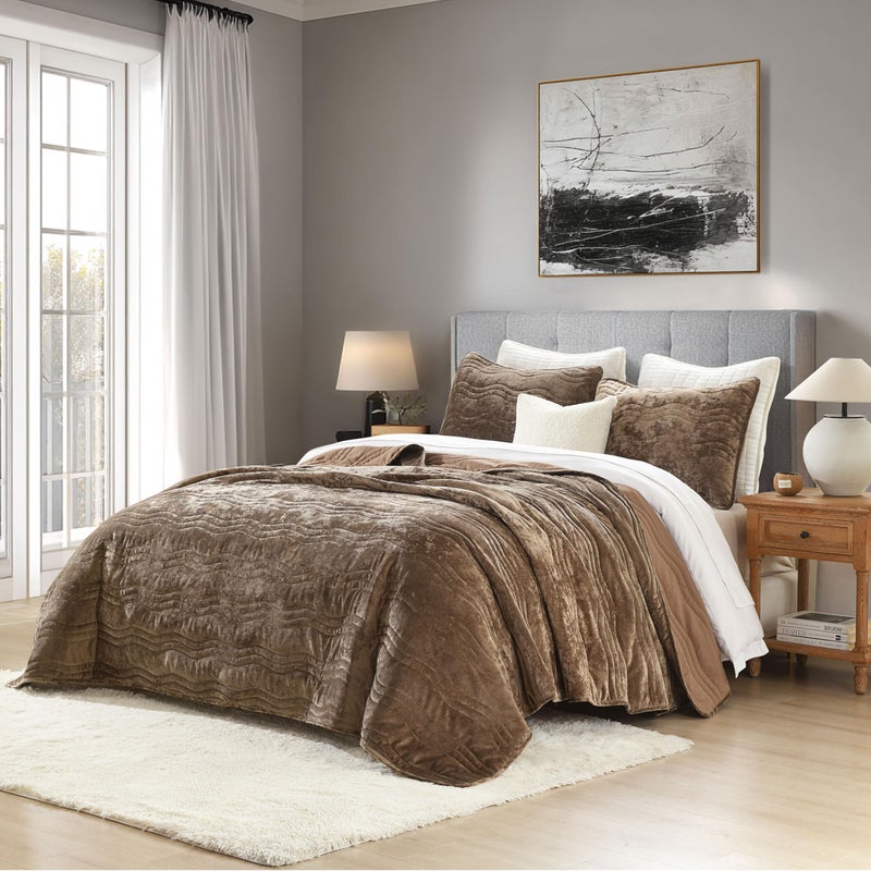 AJOCCI Velvet Quilt Set, Mocha Brown Velvet Quilt Queen Size Comforter Set, Luxury Bedding Soft Plush Bedspread, Machine Washable Coverlet, All-Season 3 Pieces - Image 3
