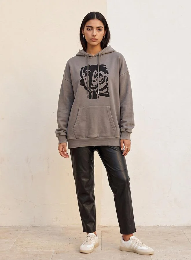 SP Characters Giovanna Gil Alves Hoodie with Graphic Print