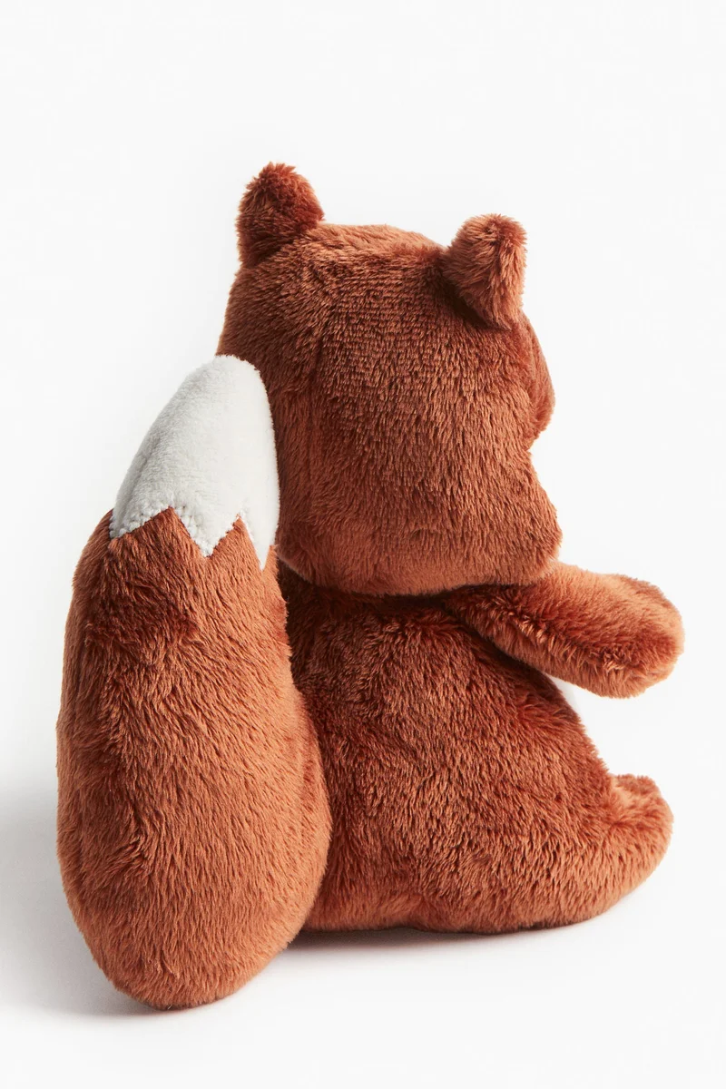 اتش اند ام دمية ناعمة